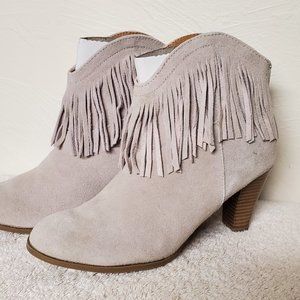 The Fringe Factor Gray Genuine Suede Women's Size 9 Bootie Cushion Walk 3" Heels